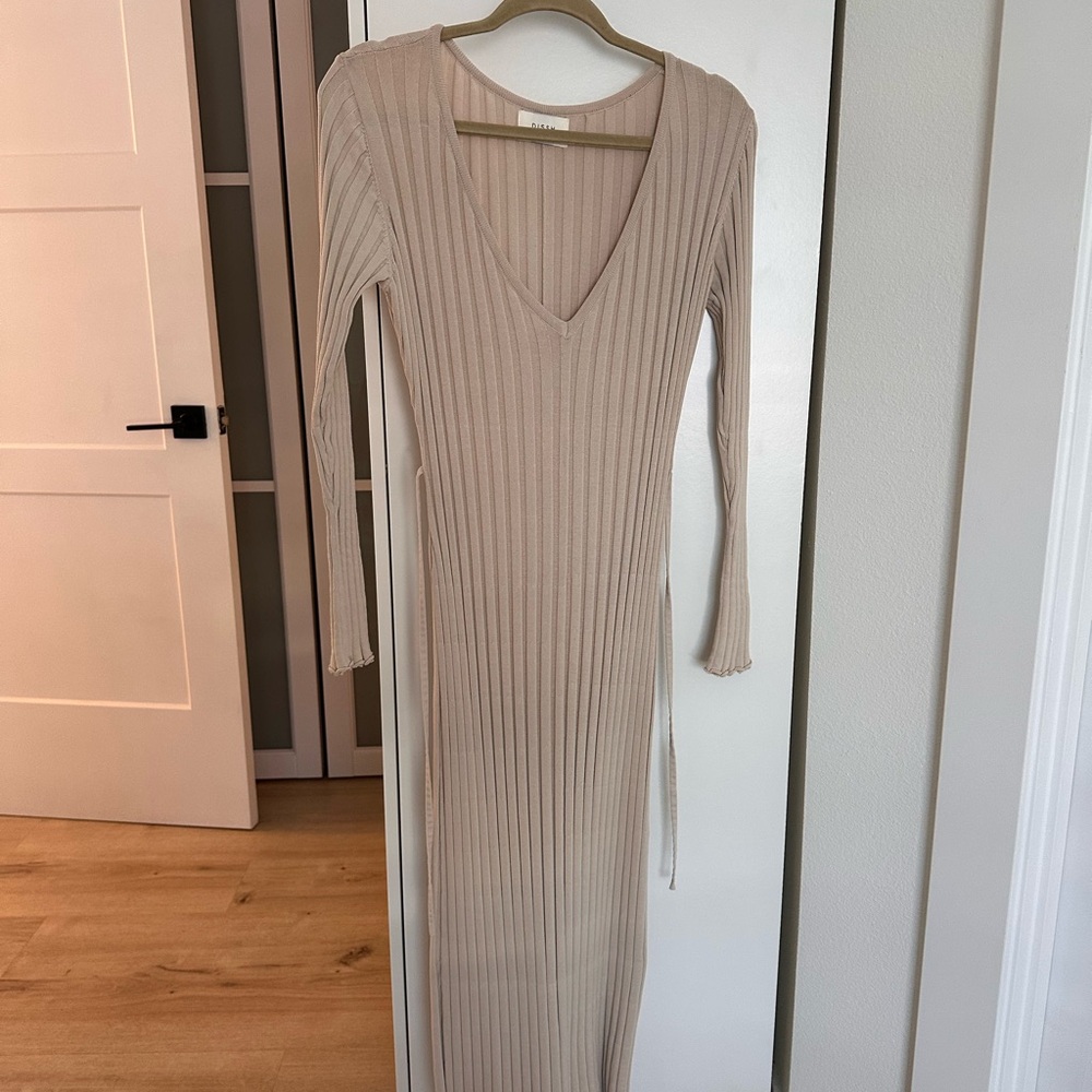 Dissh reign dress